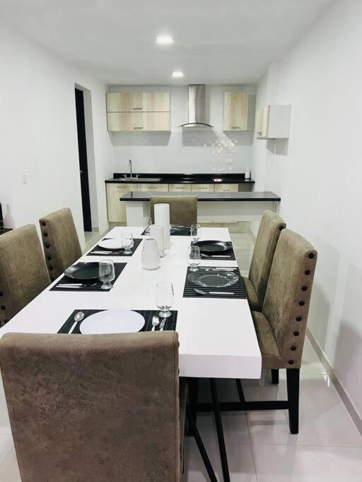 Loft Elegante A 5 Min De Lomas Apartment ปวยบลา ภายนอก รูปภาพ
